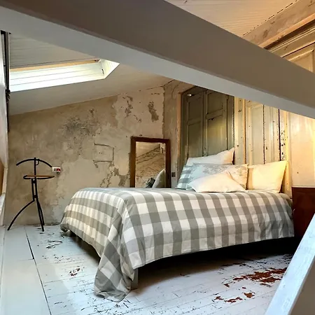 Charming And Design Attic Loft In Coolest Area Navigli Ticinese * Milan