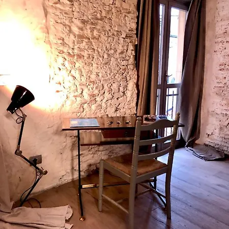 Charming And Design Attic Loft In Coolest Area Navigli Ticinese