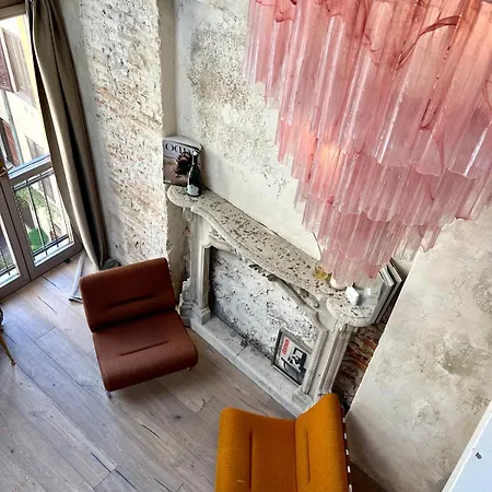 Charming And Design Attic Loft In Coolest Area Navigli Ticinese Appartamento Milano